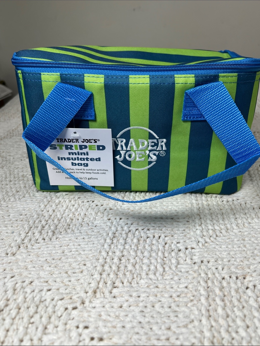 Trader Joe’s Insulated Mini Tote - Picture 2 of 8